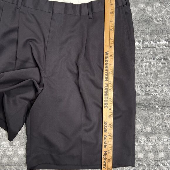 Norm Thompson Chino Casual Pleated Shorts Men's Size 38 Black 8" Length Golf - Picture 7 of 8